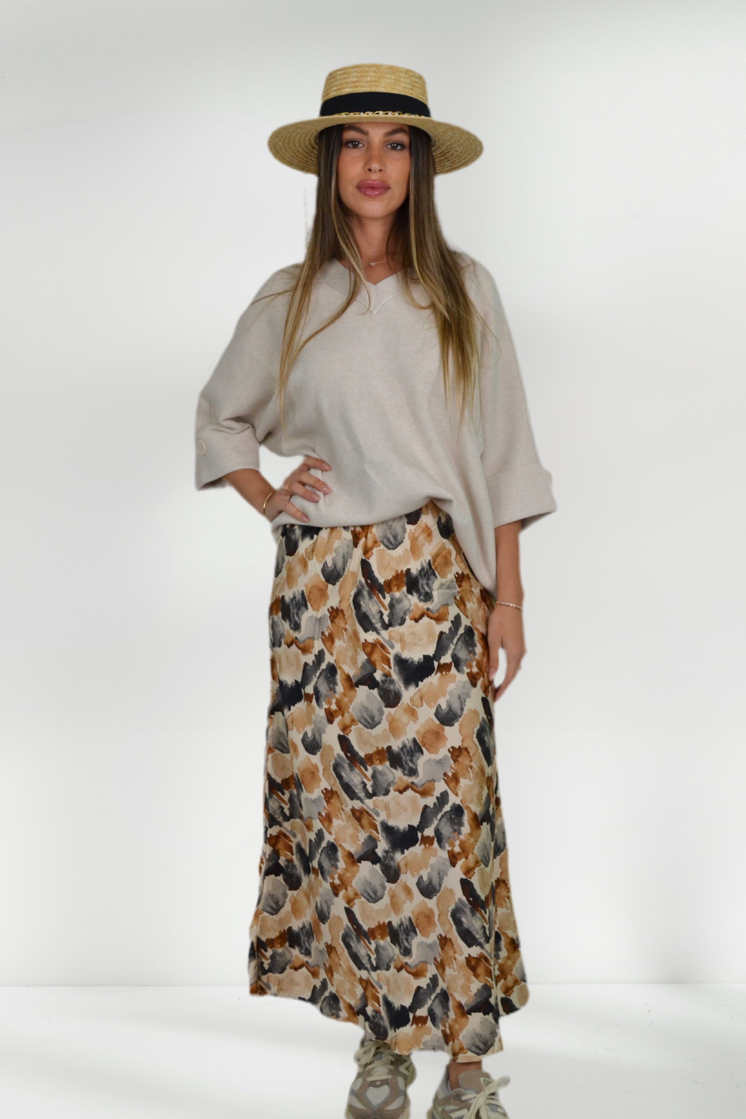 JOYA ABSTRACT-PRINT MAXI SKIRT IN NEUTRAL TONES