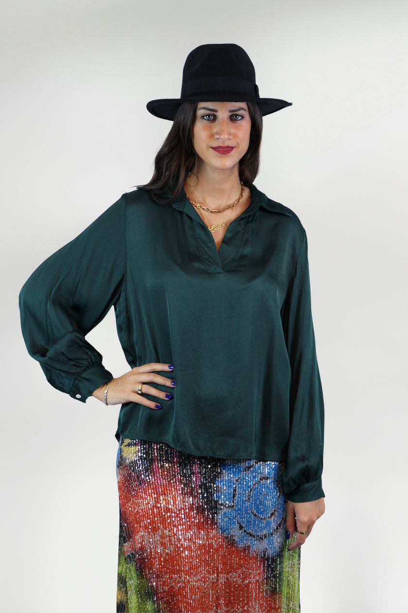 JENNY SILKY V-NECK BLOUSE