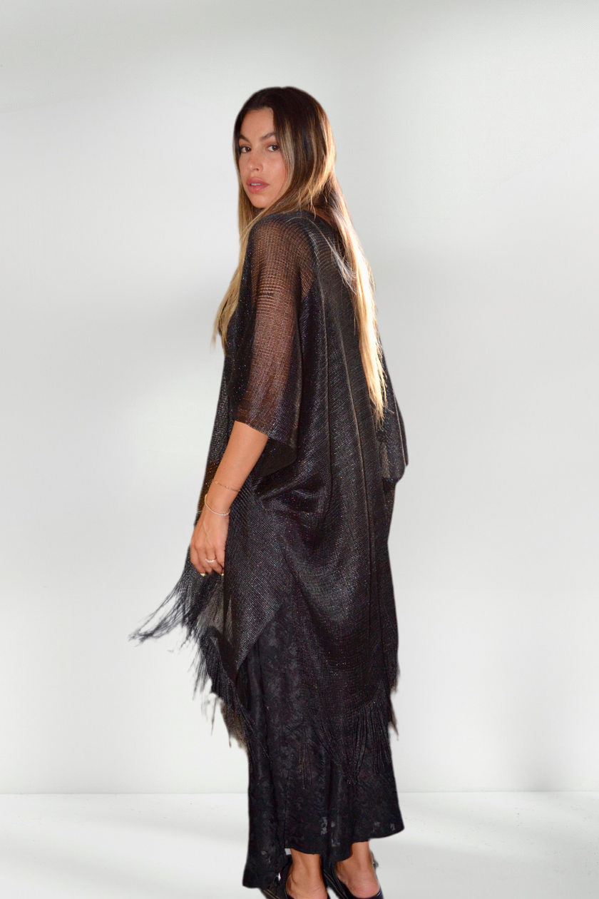BAYA BLACK KIMONO WITH FRINGE DETAILS