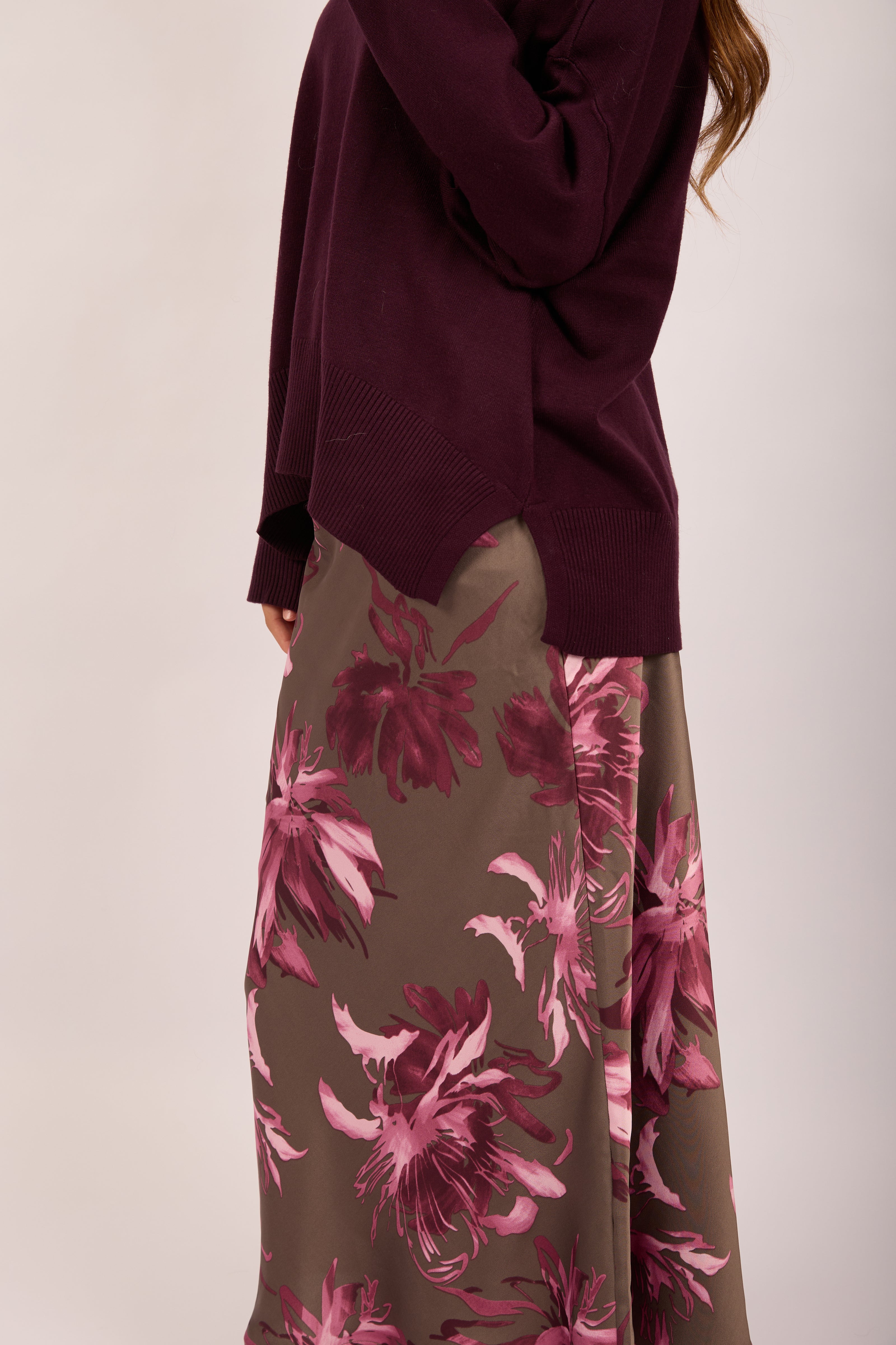 Ava Knit Pullover – Deep Burgundy/Pink