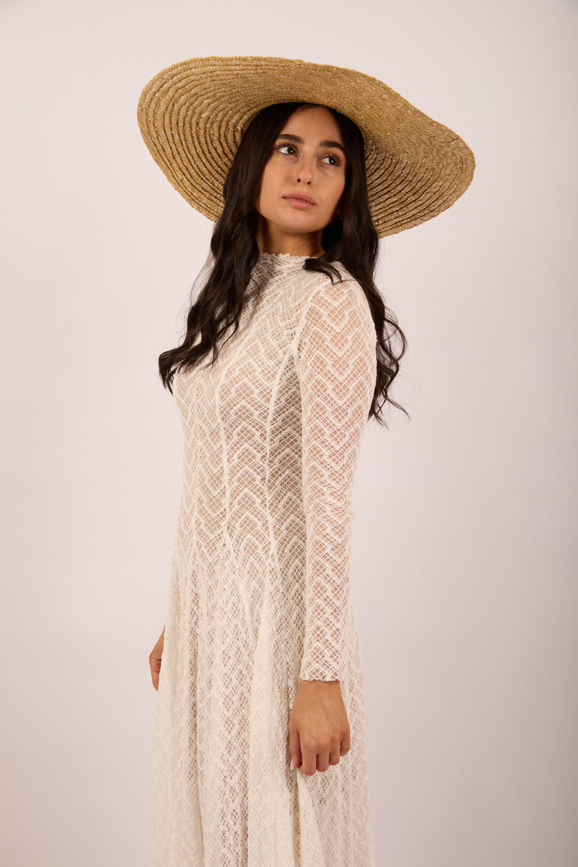 Luna Lace Maxi Dress – White