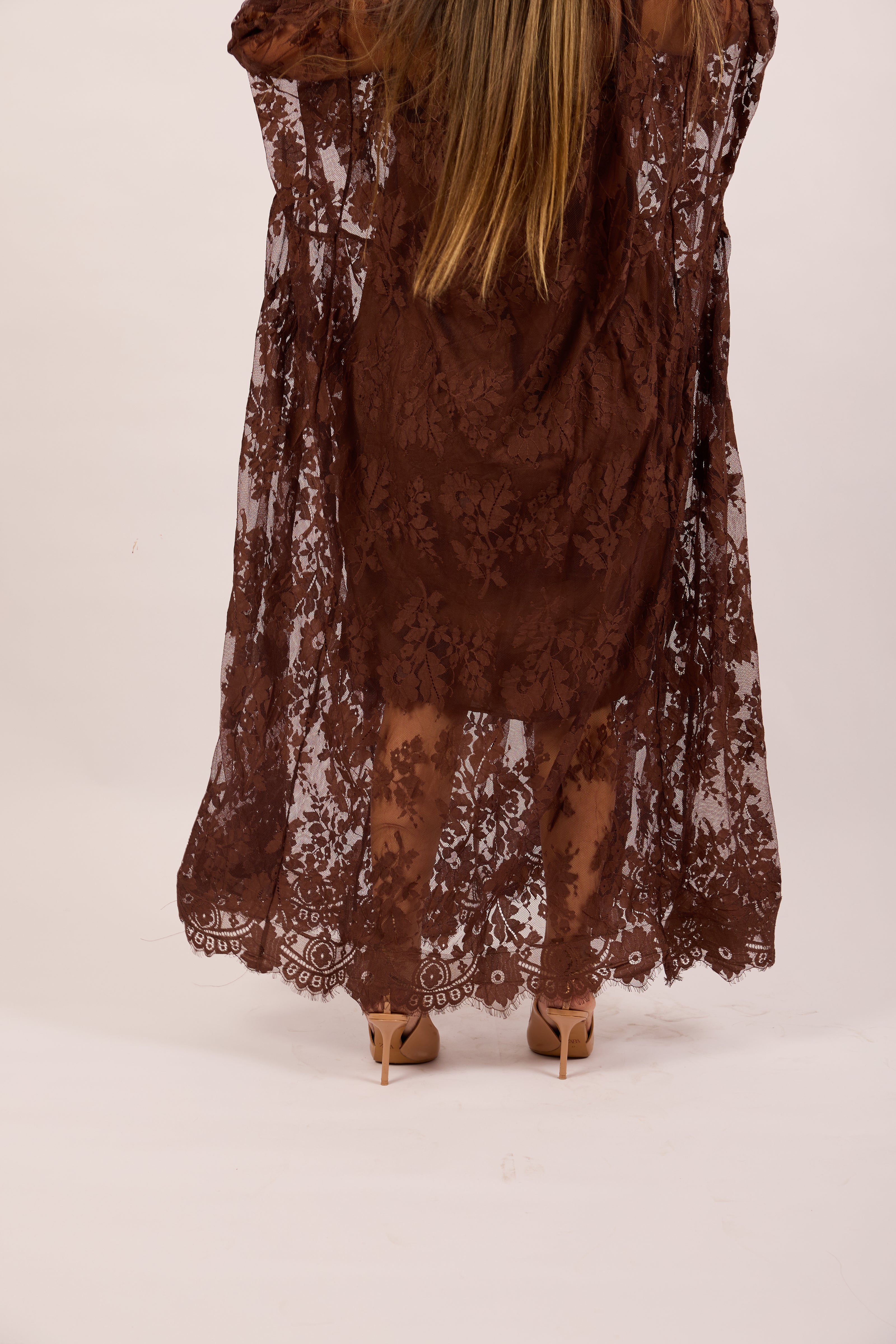 Amira Lace Maxi Dress – Chocolate/Ivory