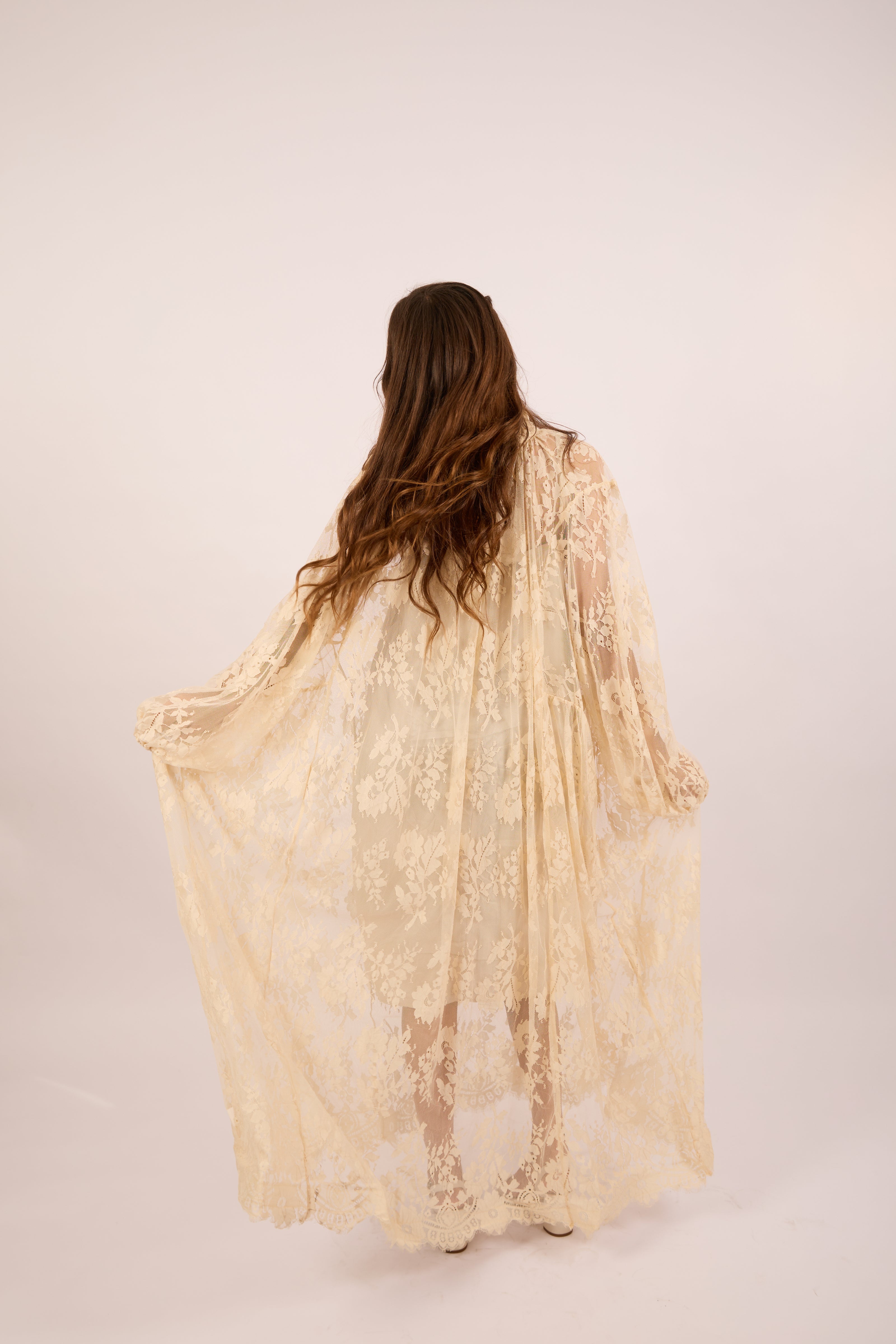 Amira Lace Maxi Dress – Chocolate/Ivory