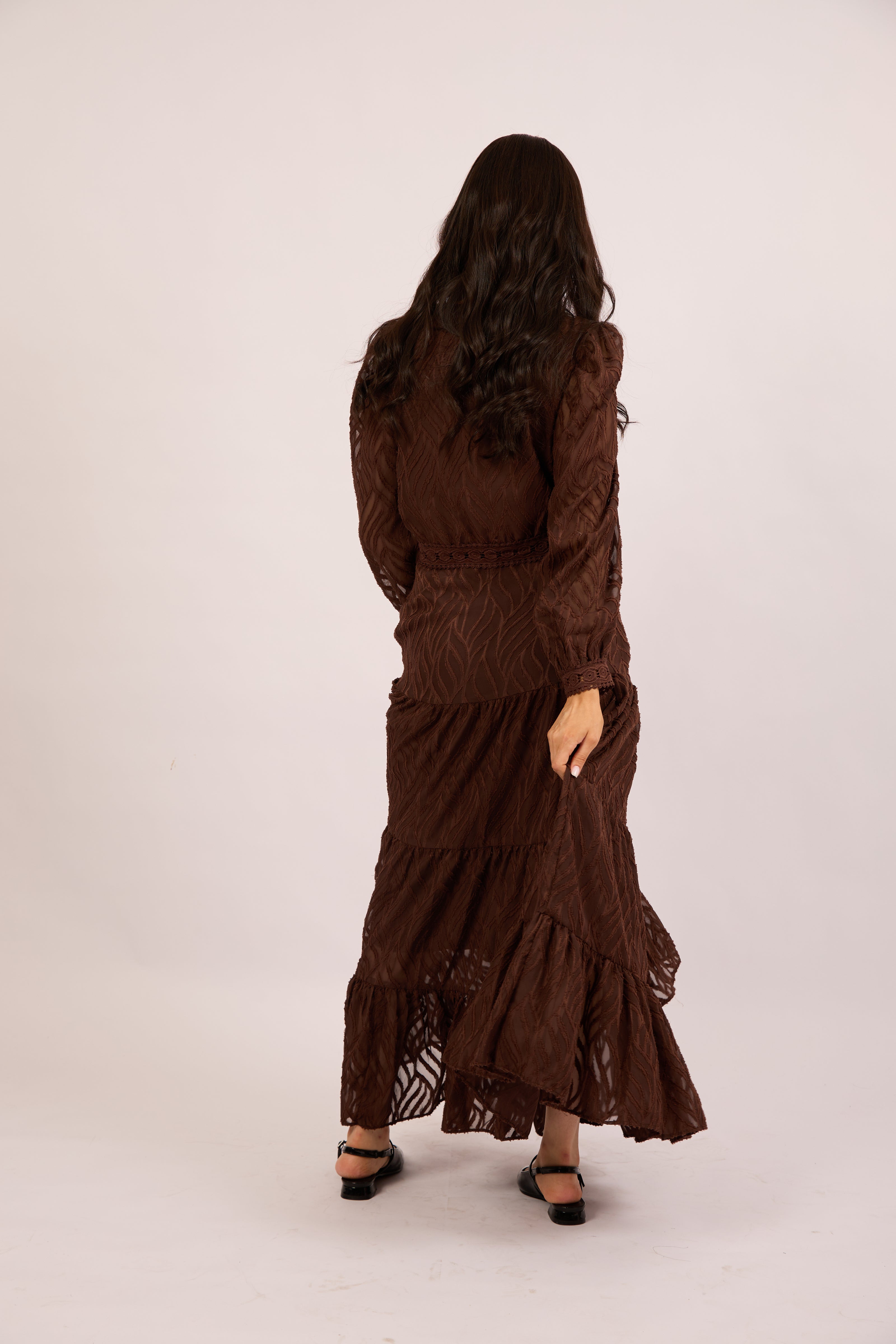 Amaya Lace Maxi Dress – Chocolate Brown/Ivory