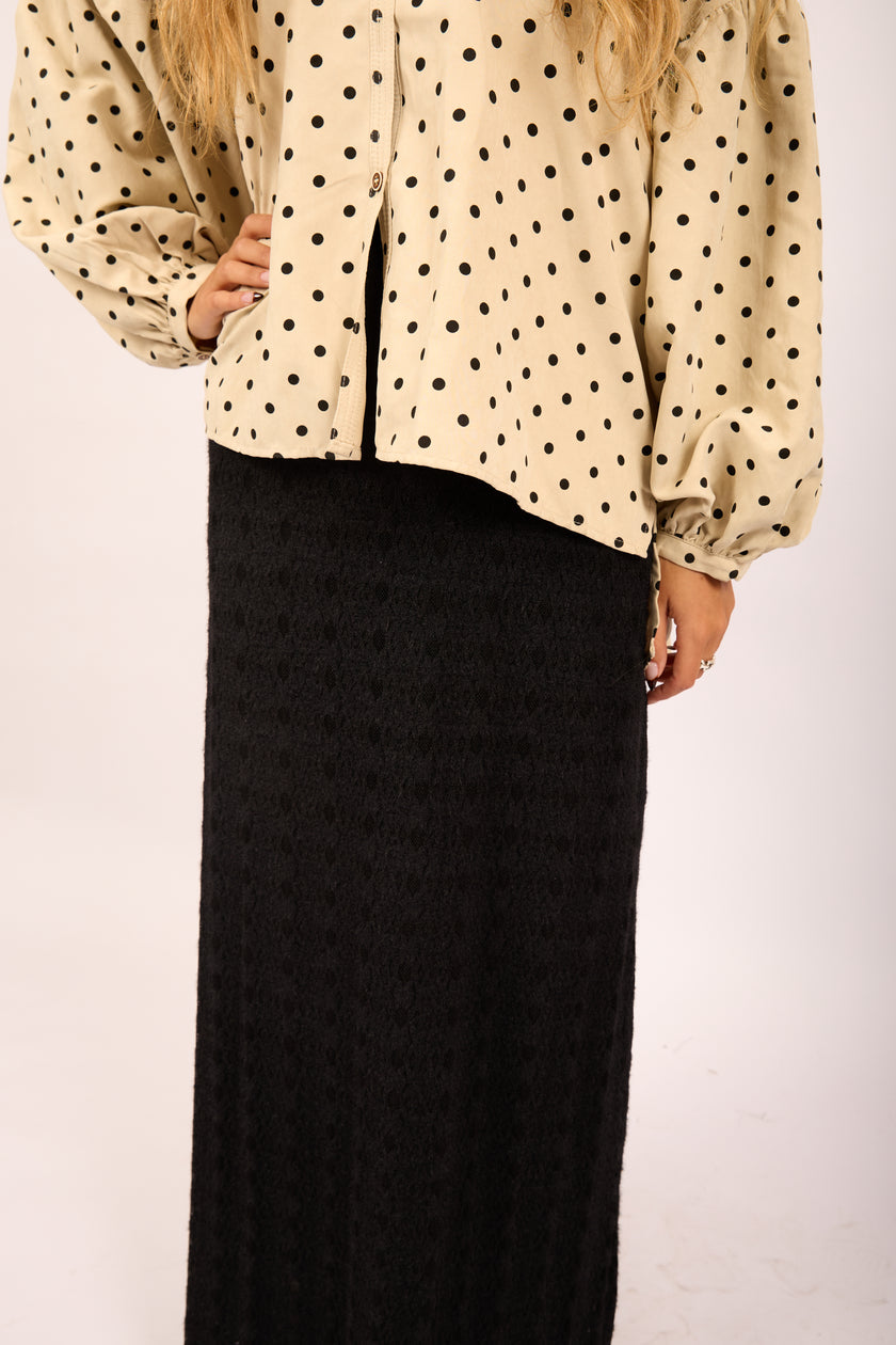 Laureen Black Knit Maxi Skirt – Textured Elegance