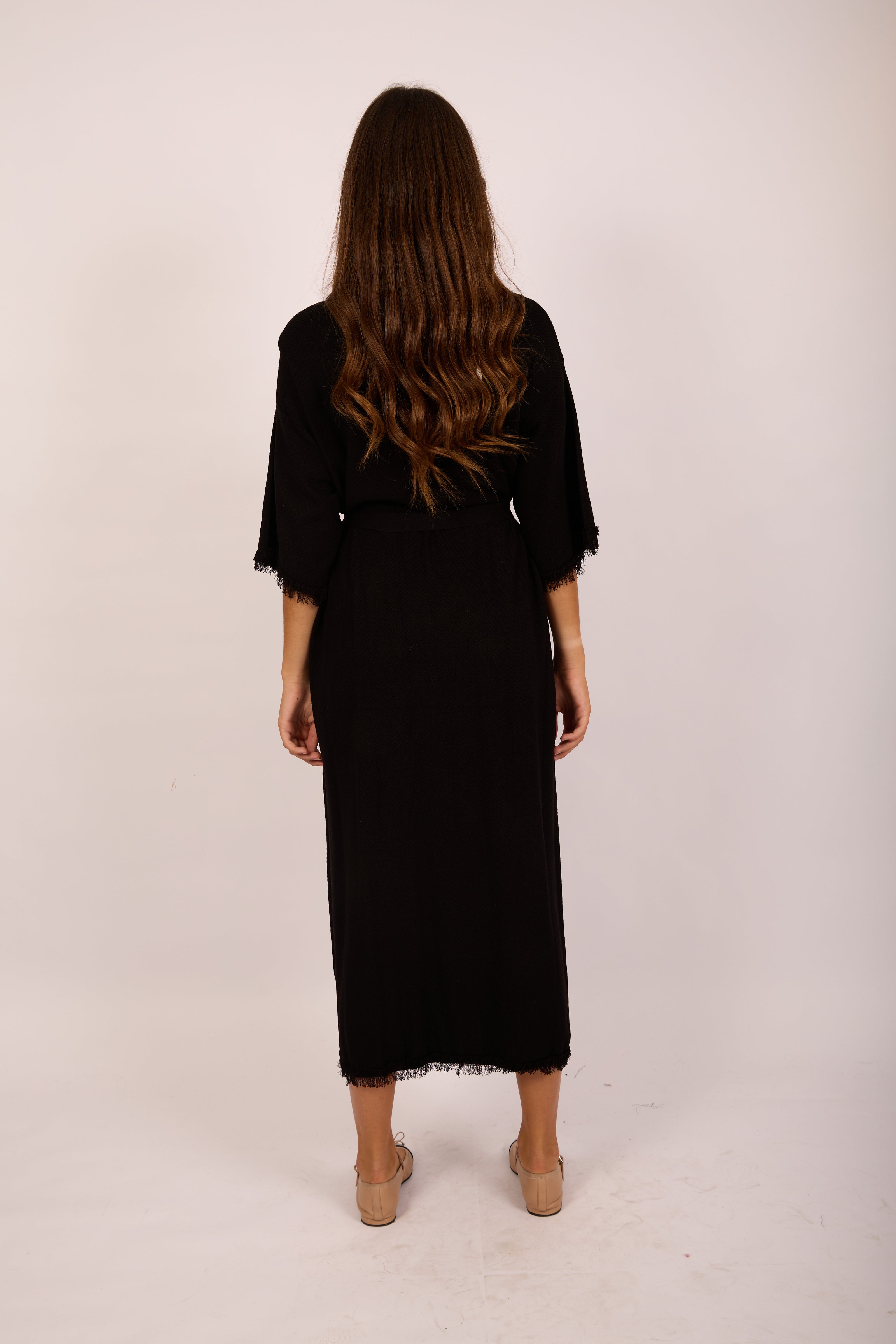 Chana Textured Belted Maxi Dress – Black/Taupe