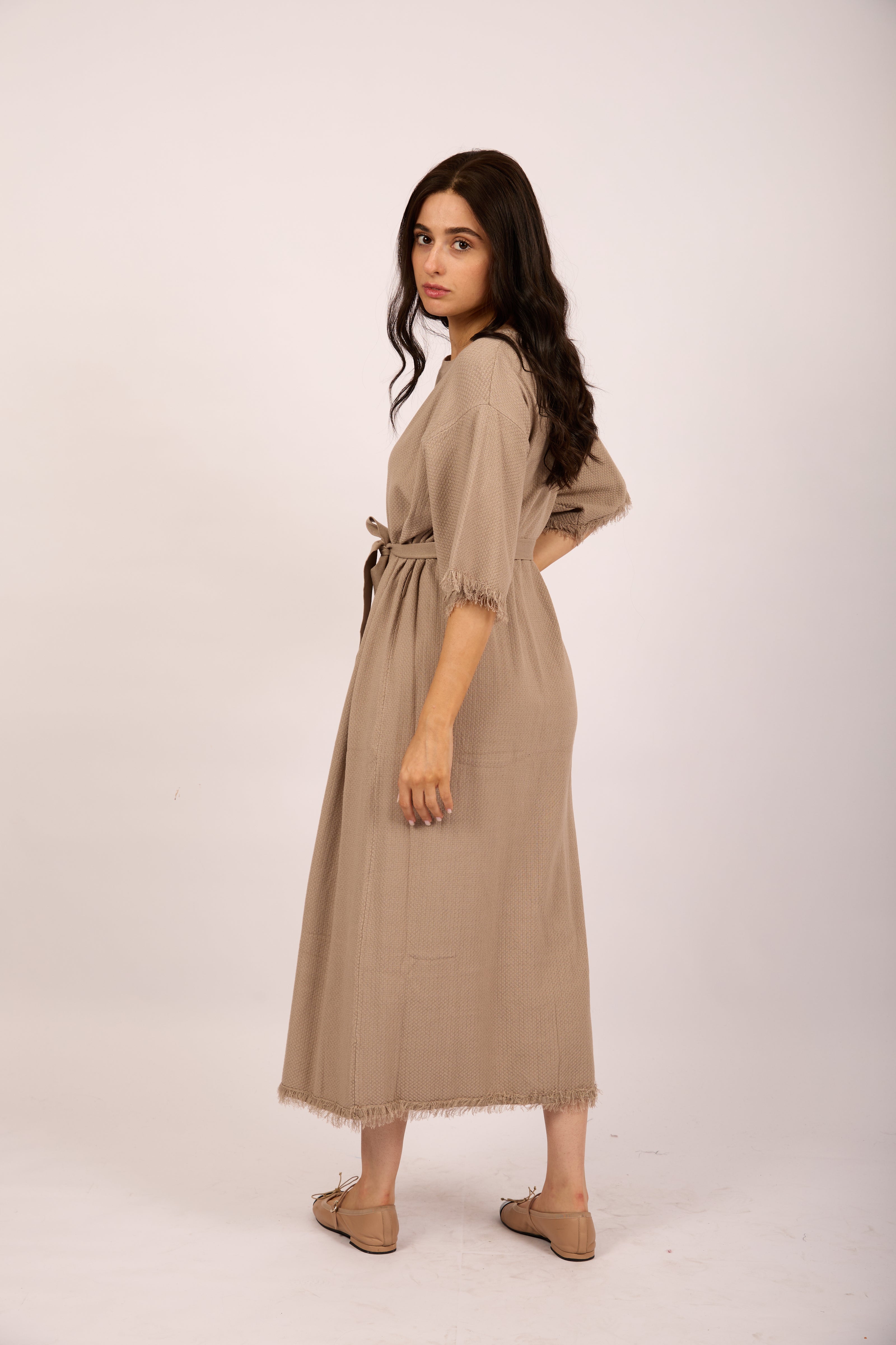 Chana Textured Belted Maxi Dress – Black/Taupe