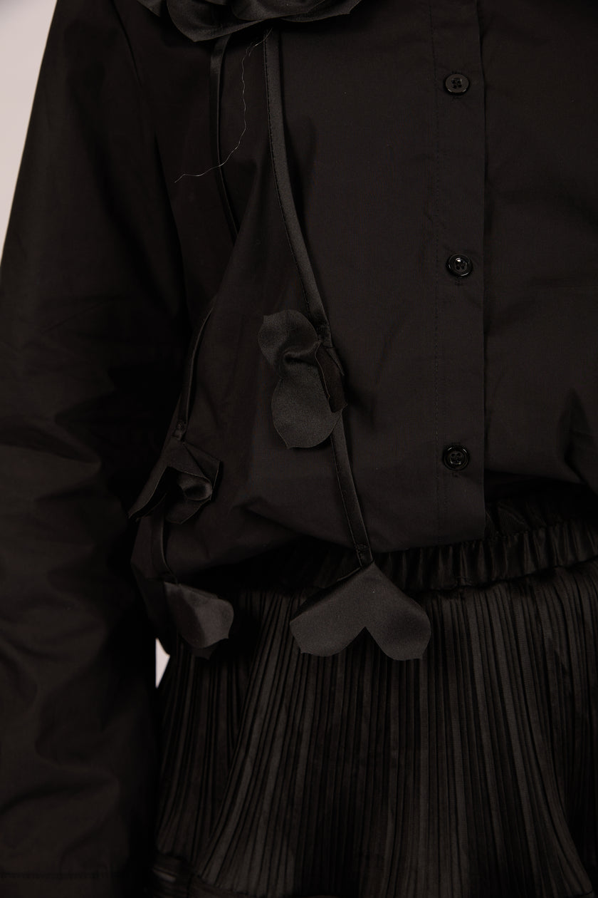 Donna Black Cotton Shirt with Fabric Flower Detail