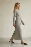 Vaina Pleated Maxi Dress with Tie-Waist