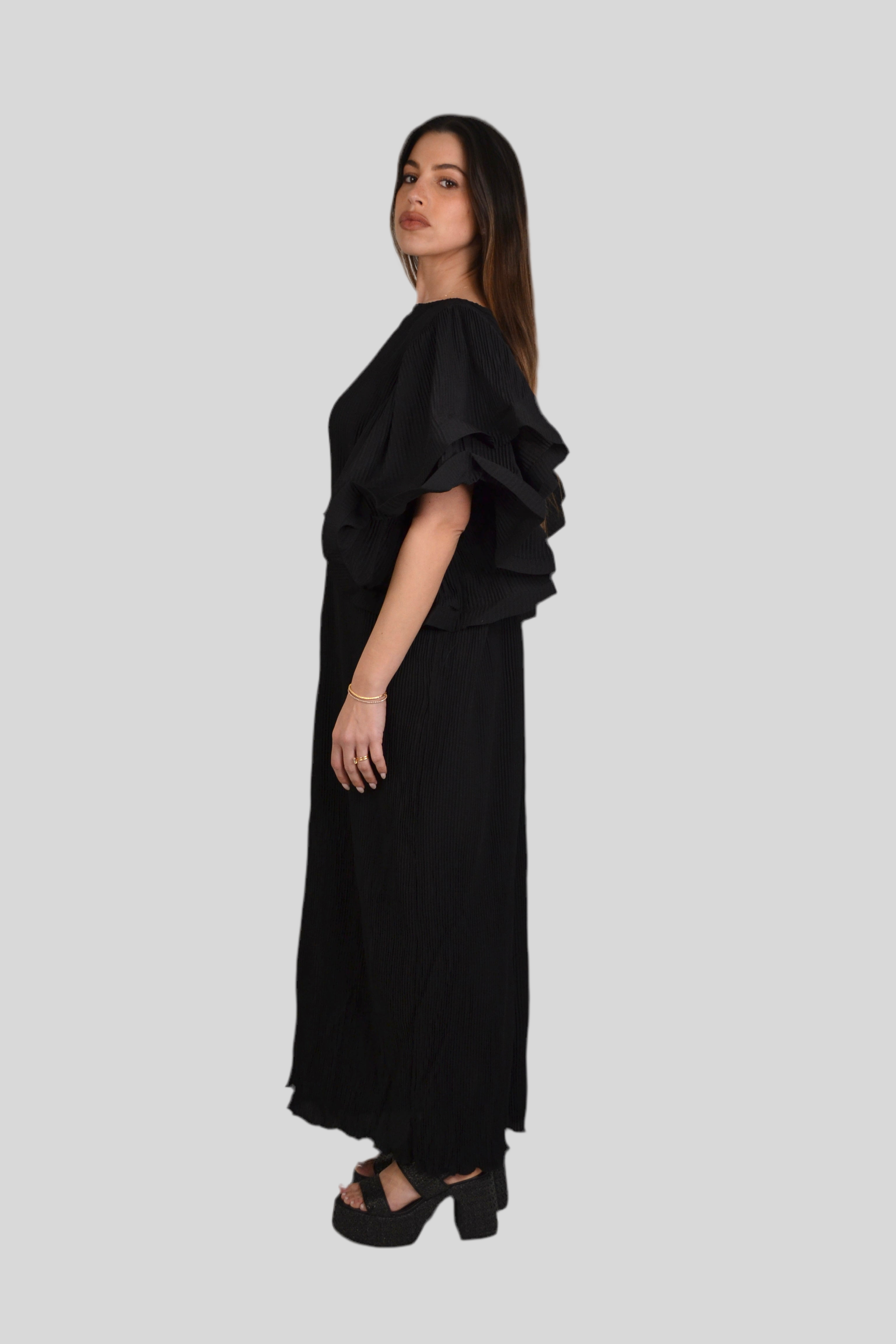 SOPHIE Ruffled pleated maxi dress