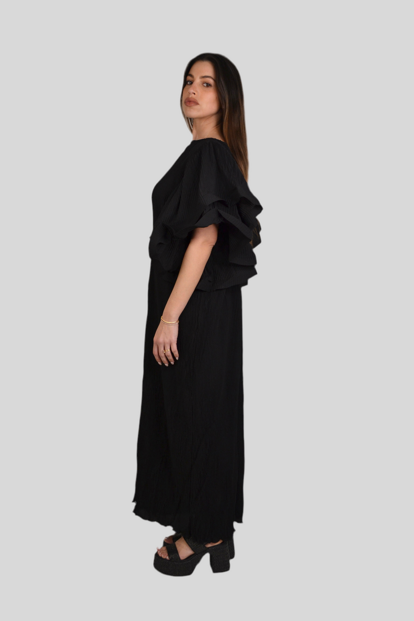 SOPHIE Ruffled pleated maxi dress