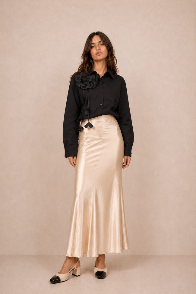 Donna Black Cotton Shirt with Fabric Flower Detail