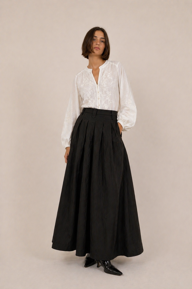 Sophia Pleated Maxi Skirt – Black