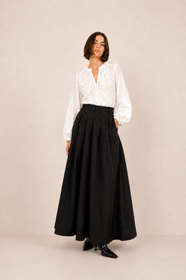 Sophia Pleated Maxi Skirt – Black