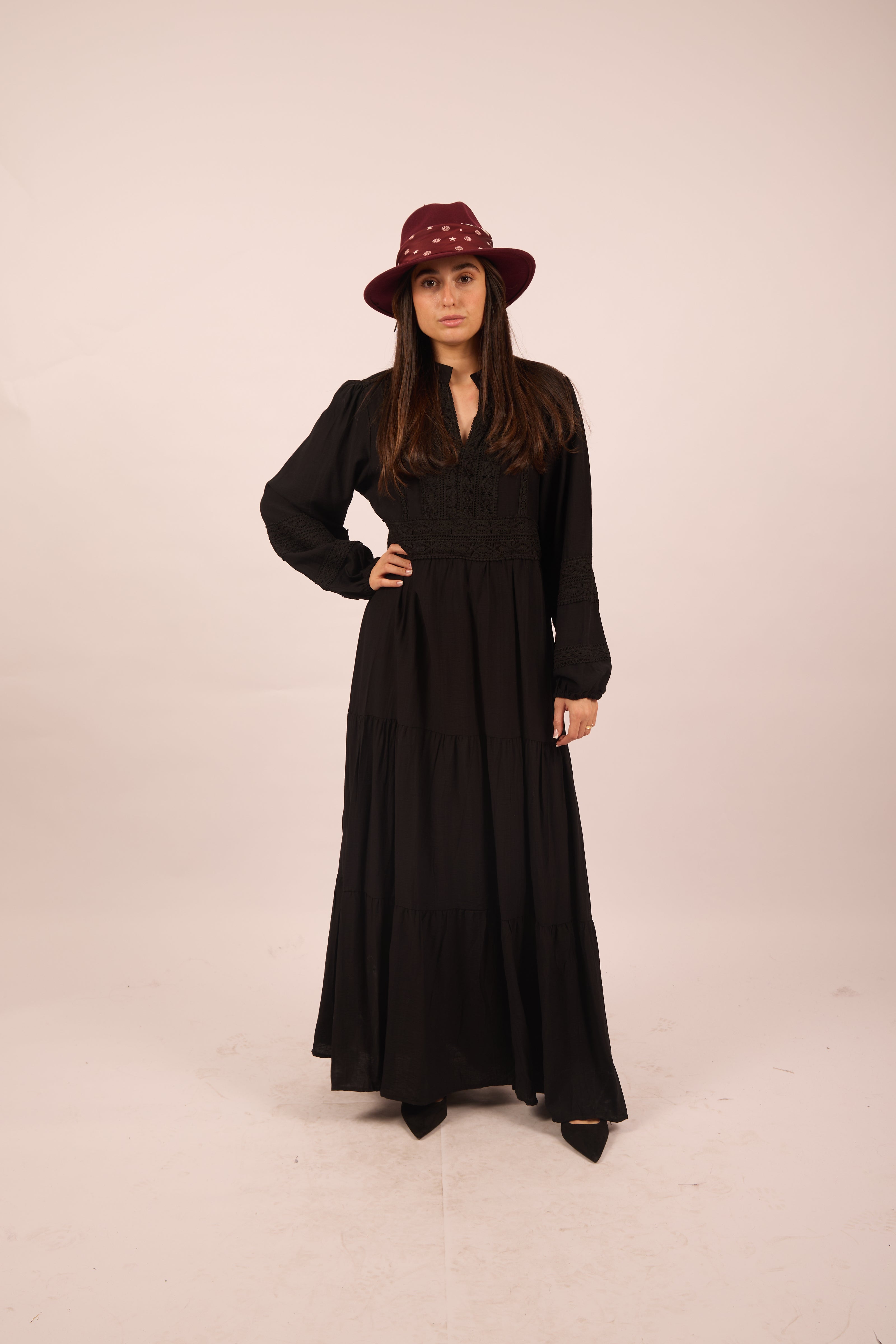 Noor Embroidered Maxi Dress – Black/Beige