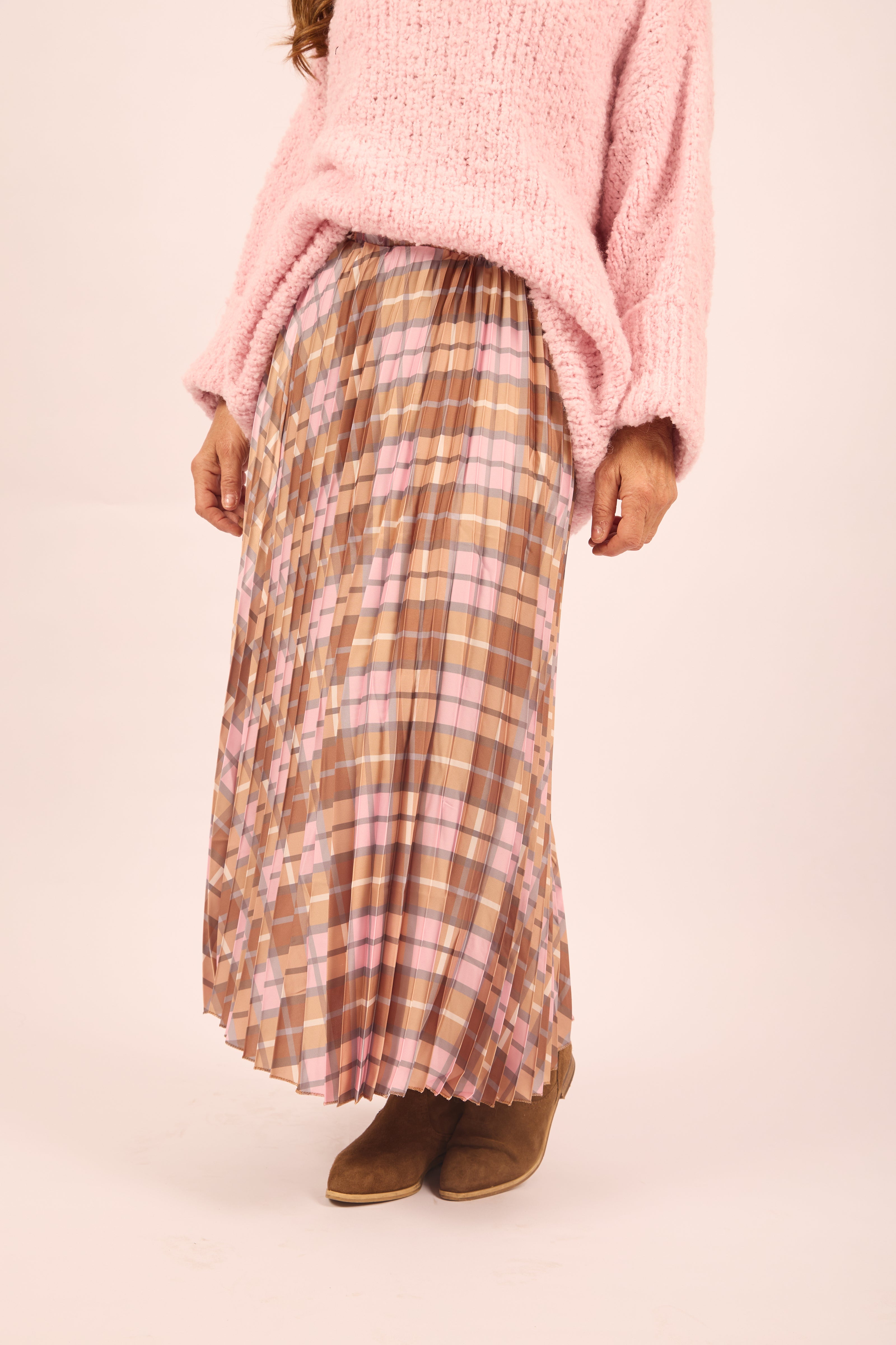 Maya Modest Pleated Maxi Skirt in Geometric Pink & Taupe